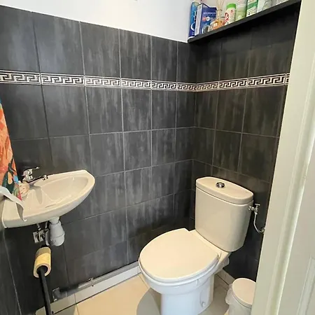 דירה 2 + Mezzanine, Proche Plage, Climatise, Terrasse, Parking Reserve - Fr-1-768-61 *